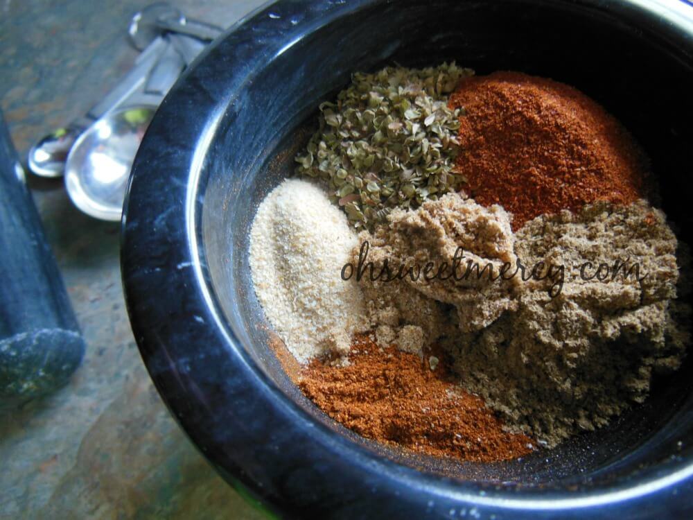 Make this Healthy Homemade Chili Powder in a flash with ingredients in your pantry!