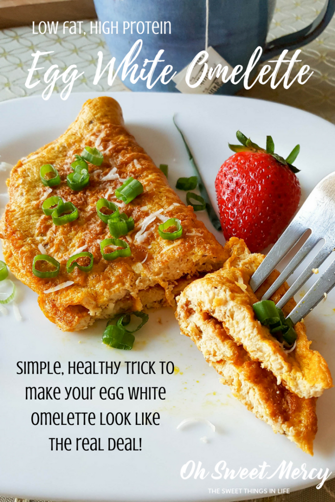 Jazz up that boring old Egg White Omelette with these easy and healthy ingredients. #thm #fuelpull #eggs #recipes #lowfat #lowcarb
