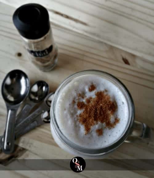 This Creamy Vanilla Chai Protein Shake won't spike your blood sugar or empty your wallet. Perfect for Trim Healthy Mamas and other carb conscious peeps!