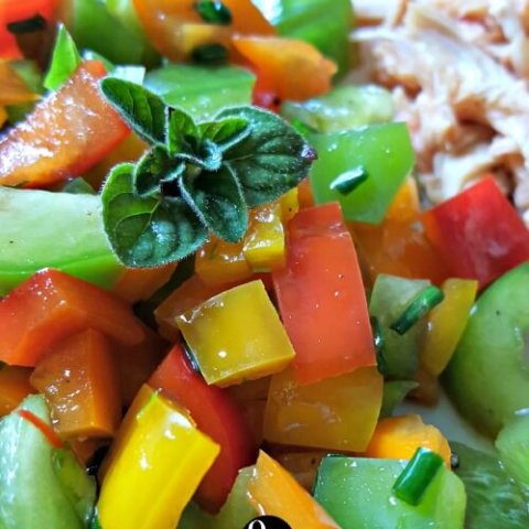 This Easy Garden Fresh Pepper Salad is a perfect side to grilled meats this summer. Use fresh herbs to make it pop. Perfect for Trim Healthy Mamas and low carb, keto dieters.