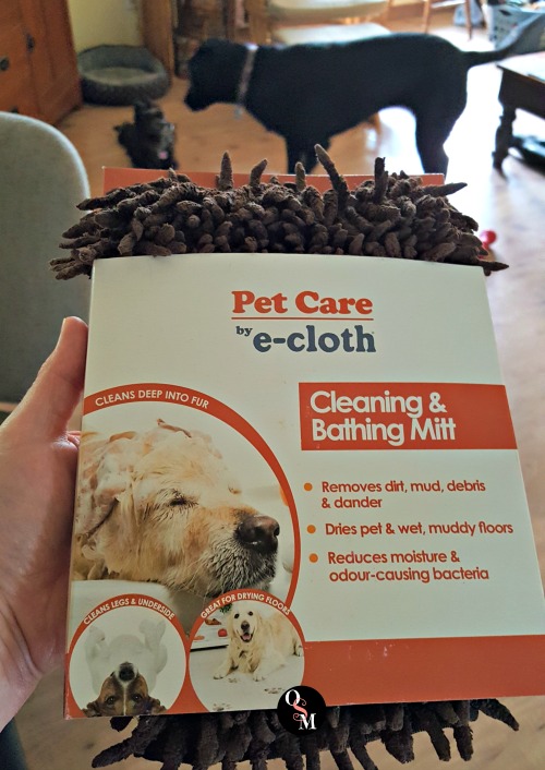 How to Clean Your Dog's Coat Without Shampoo - e-cloth Review | #reviews #naturalcleaning #ecloth #naturalliving