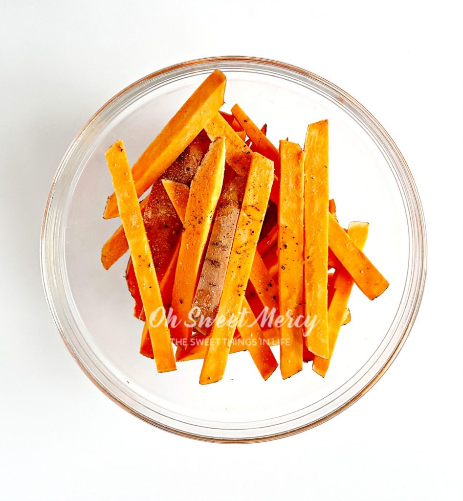 These low fat Loaded Sweet Potato Fries with Creamy Cajun Ranch won't load your blood sugar. You won't even miss the fat! THM friendly, gluten free, real food ingredients. Oh Sweet Mercy