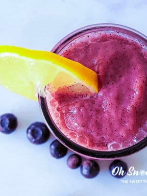 This delicious Blueberry Lemon Smoothie dairy free and delicious! It also contains a secret ingredient to help you trim down and stay healthy. #thm #smoothies #blueberries #fuelpull