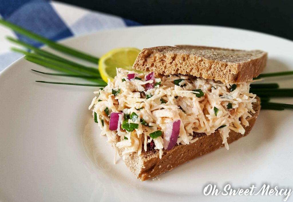 This Easy 4 Ingredient Lemon and Chive Chicken Salad is perfect for THM E, S, and FP! Egg free too! Oh Sweet Mercy