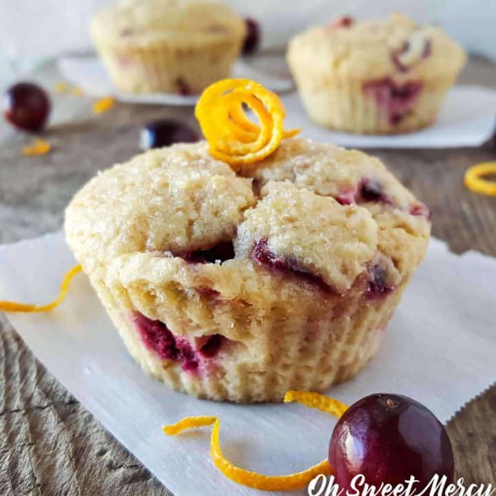 These sweet-tart Cranberry Orange Baobab Muffins are low carb, gluten and sugar free! Perfect for Trim Healthy Mamas! #lowcarb #sugarfree #glutenfree #baobab #healthy #recipes