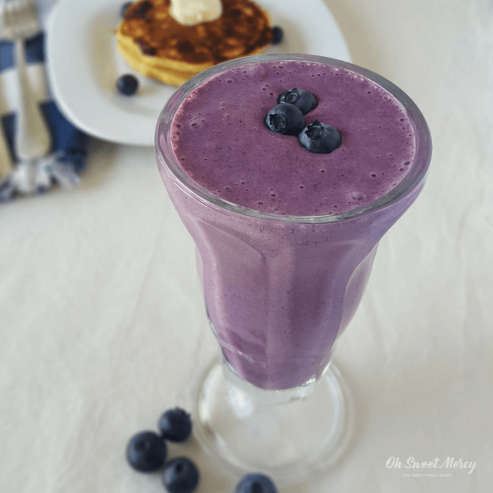 Sugar Free Blueberry Pancake Shake