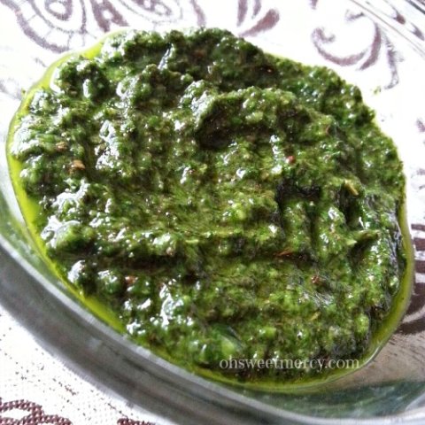 Easy Spinach Basil Pesto - Dairy and Nut Free