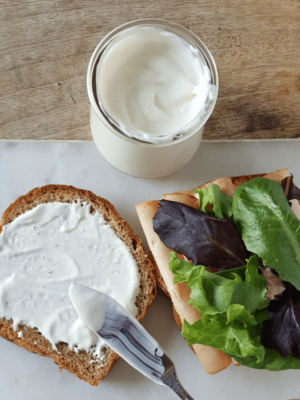 Low Fat Mayo - Bye bye dry sandwiches! Use this super easy hack to make low fat mayo. THM FP!