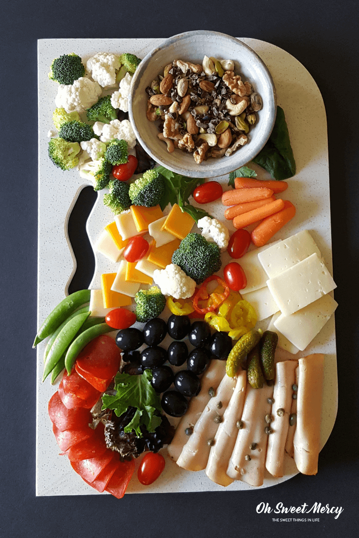 How to Make a Charcuterie Board for ANY Trim Healthy Mama Fuel Type! It's so easy to put together a healthy array of snackables for movie night at home, entertaining, or just because. #thm #recipes #charcuterieboard #thmsnacks #partyfoods