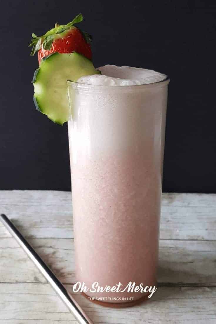 This light, refreshing, Cucumber Strawberry Smoothie is a delicious THM FP that's low in fat and carbs. Perfect for a light snack or after dinner treat. #thm #fuelpull #smoothies