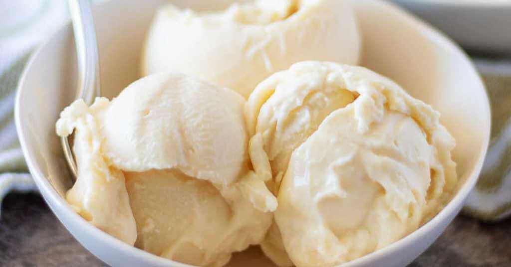 The Best THM Vanilla Ice Cream Recipes (And Toppings) for all your healthy THM ice cream needs. S, E, and FP options! #thm #icecream #recipes #lowcarb #sugarfree