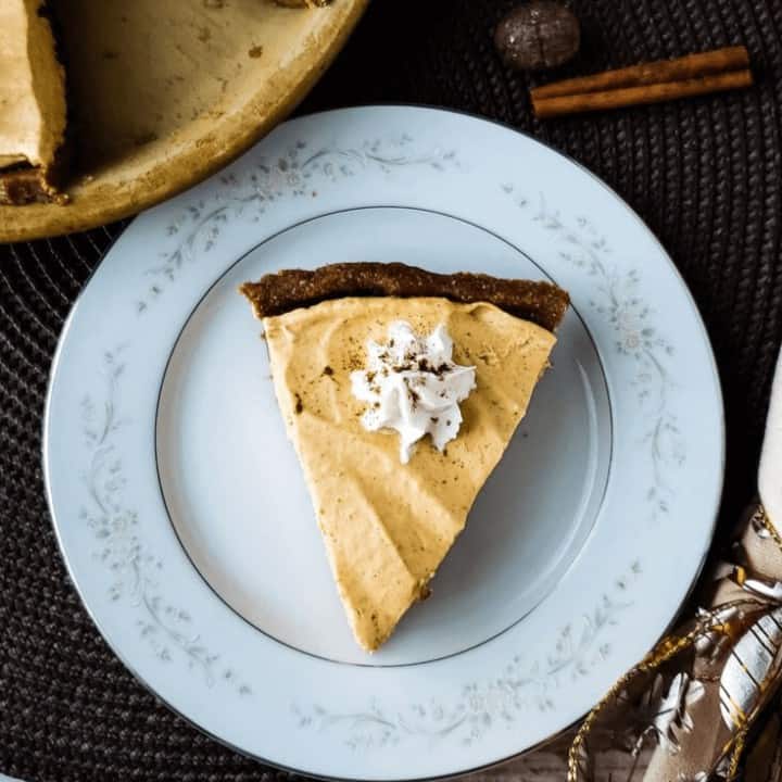 Slice of no bake pumpkin pie on a plate