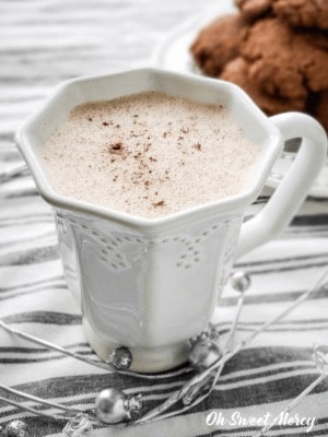 gingersnap steamer and cookies