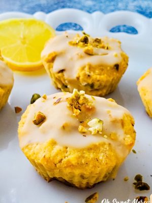 Glazed lemon muffins with pistachios