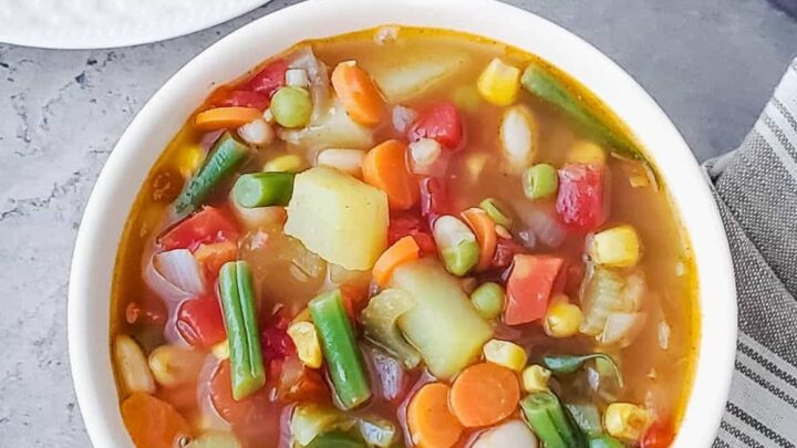 15-Minute Vegetable Soup Recipe - Happy Healthy Mama
