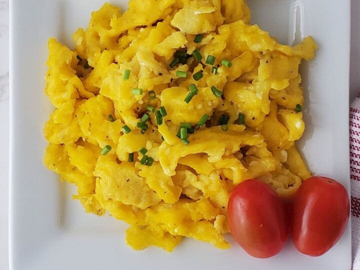 Dill Pickle Scrambled Eggs  THM S or FP, VEGAN Option - Oh Sweet Mercy